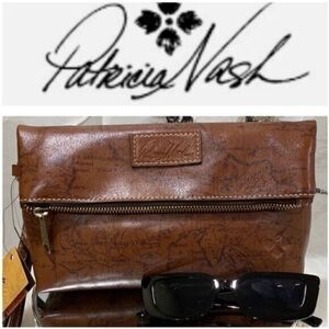 𝅺PATRICIA Nash Fold Over Wristlet/ Clutch